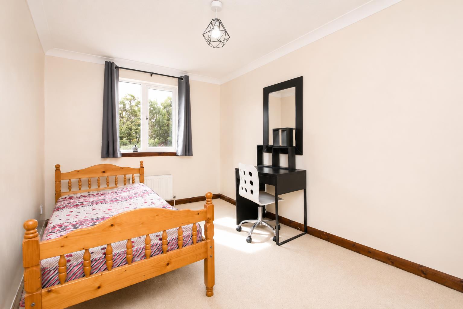 Carlina Place, Conniburrow, Milton Keynes